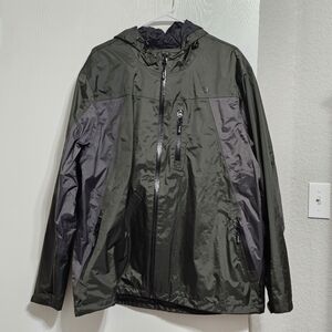 Wrangler All Terrain Gear (ATG) green and gray hooded windbreaker XL